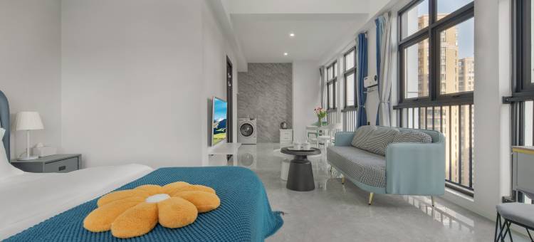 昆明途熙民宿(新螺蛳湾南部汽车地铁站店)图片