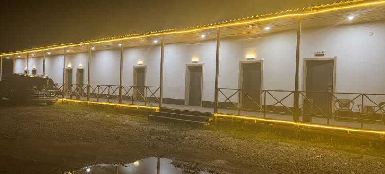 巴音布鲁克栖岭雅居图片