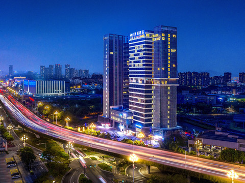 广州奥体中心金融城美居酒店