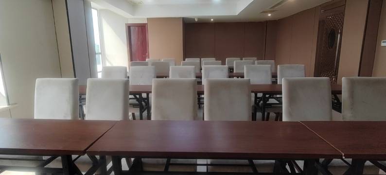 广汉忠恩大酒店图片