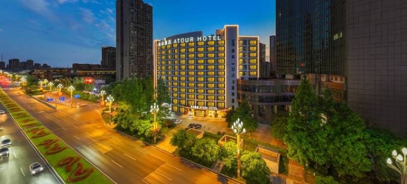 重庆西站龙湖云领天街亚朵酒店图片