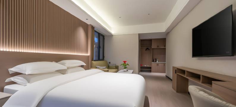 柏逸轻居酒店(济宁吾悦广场店)图片