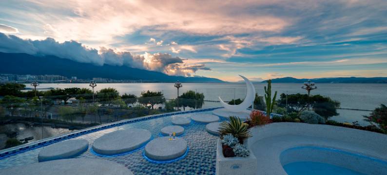 大理一月泊心海景民宿(洱海公园店)图片