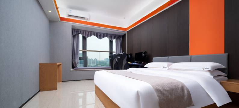 灵狐电竞酒店(长沙高铁吾悦广场店)图片