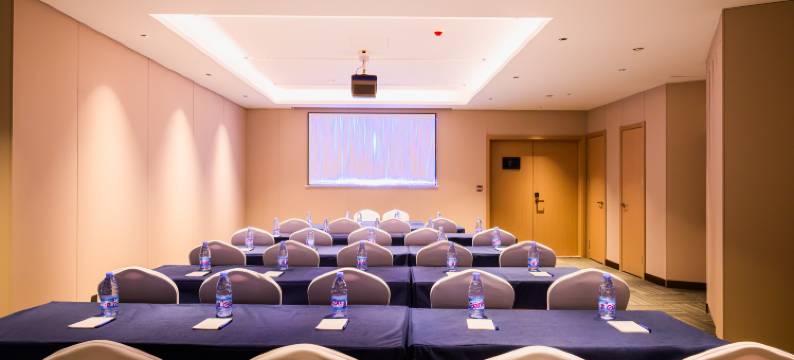 云霄君逸假日酒店图片