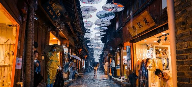 夕雅图·Tomorrow丨观山雪景度假酒店(丽江千古情高铁站店)图片