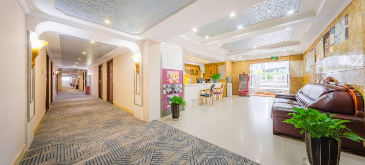 简舍HOME酒店(重庆汽博中心金童路地铁站店)图片
