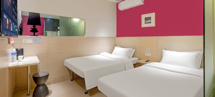 易佰连锁旅店(福州大名城五里亭地铁站店)图片