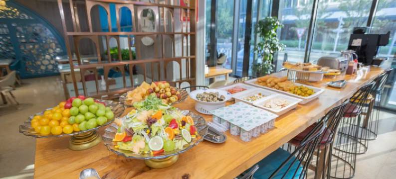 北京华商酒店(三元桥燕莎使馆区店)图片