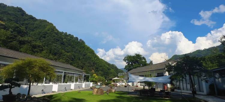 安吉山原色·山野溯溪度假美宿图片