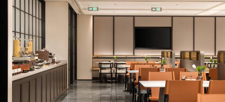 惠州华贸天地荣灿江景亚朵酒店图片