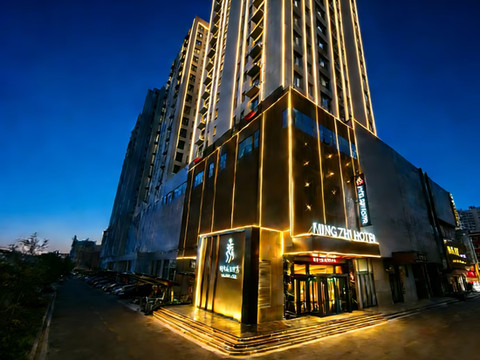 明珠假日酒店(兰陵开元商城店)