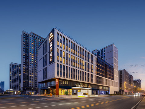 北京丰台郭公庄地铁站亚朵酒店