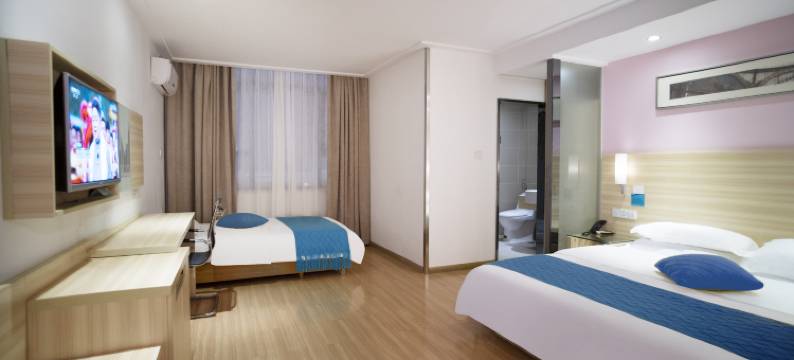 意利便捷酒店(东兴国门景区口岸店)图片