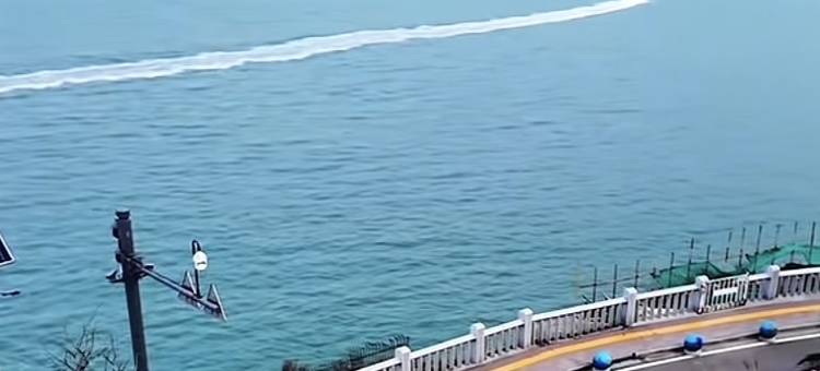 慕海共潮全海景日出民宿图片