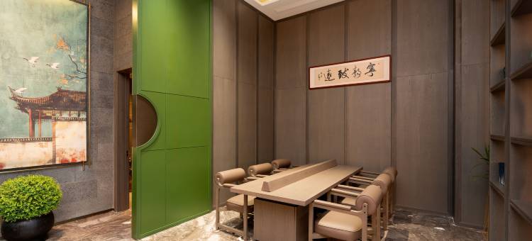 伊犁新源云居酒店(开元美食广场店)图片