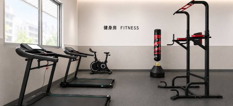榕江圣柏利智慧酒店(村超足球场滨河生态体育公园店)图片