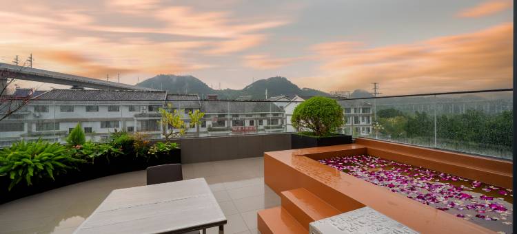 花筑·林居设计师酒店(马岭河峡谷景区店)图片