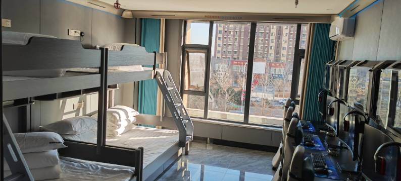 风暴电竞酒店图片