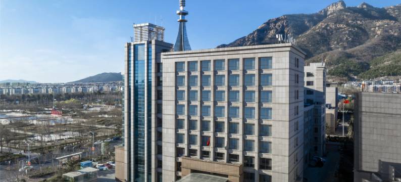 泰安丽景广场酒店(泰山景区天外村店)图片