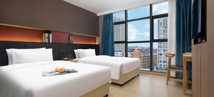 一梵酒店(世界之窗机电学院店)图片