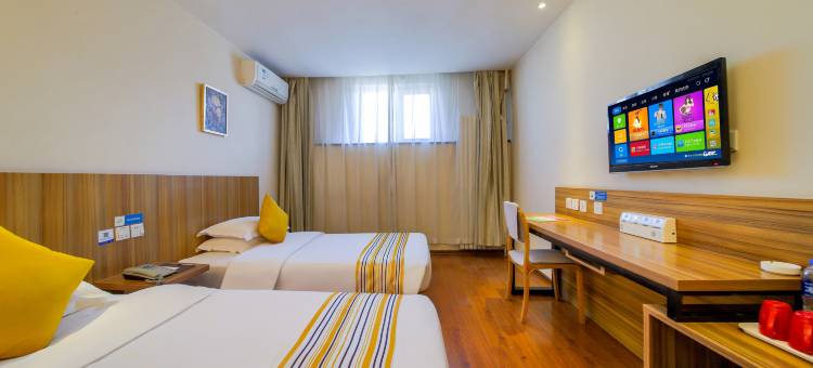 驿家365连锁酒店(唐县人民政府店)图片