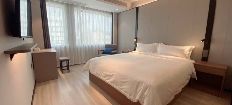 聚厦未来大酒店(杭州西湖湖滨银泰in77店)图片