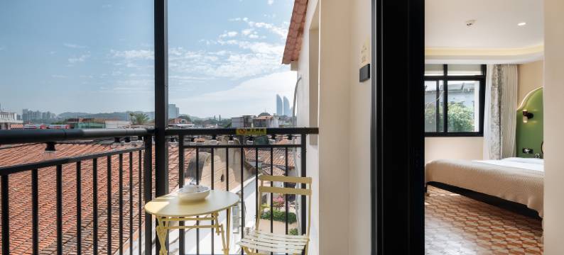 鼓浪屿巷往小院民宿(日光岩店)图片