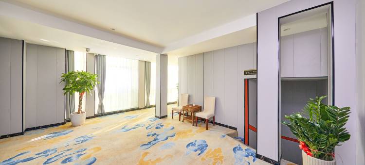 如家旗下华驿精选酒店(南京江北虹悦城龙华路地铁站店)图片