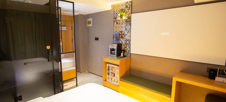 IU酒店(张掖西站钟鼓楼店)图片