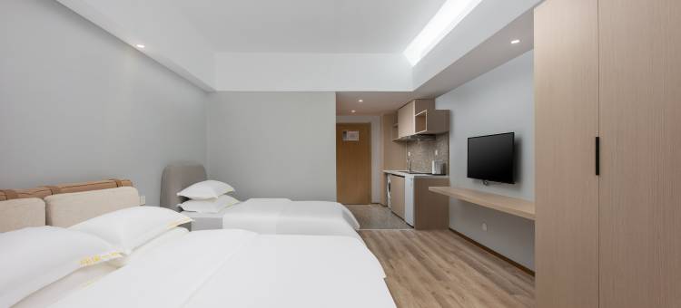 亚悦酒店(郑州中原福塔地铁站店)图片