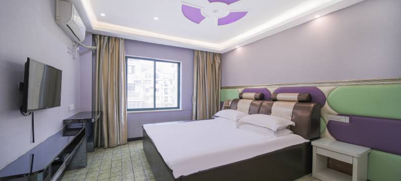 名轩精品宾馆(嘉善大润发体育中心店)图片