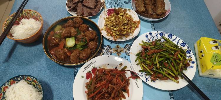 王小胖旅店(满都拉镇店)图片