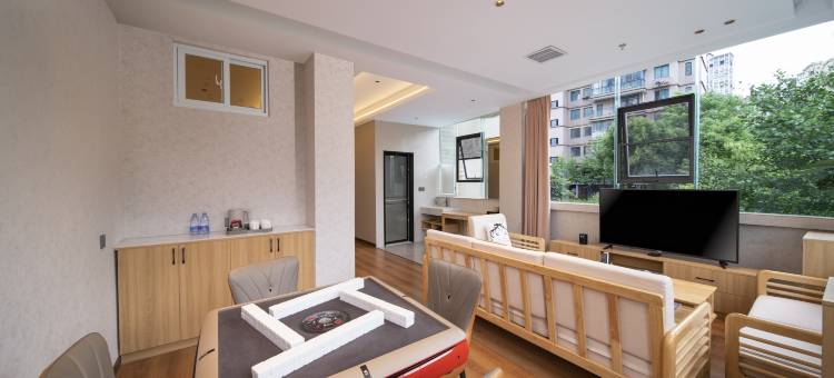 Shimmer·YT Meet逸庭｜遇见智能影音酒店(贵阳观山湖奥体中心店)图片