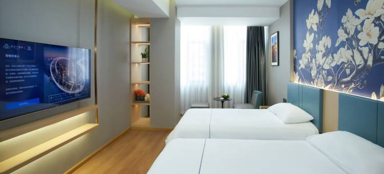 白玉兰酒店(蒙自银河路店)图片