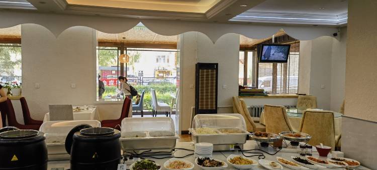万朋酒店(呼伦贝尔海拉尔卡乐堡儿童乐园店)图片