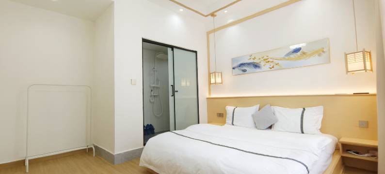 清馨居民宿(凤凰古城店)图片