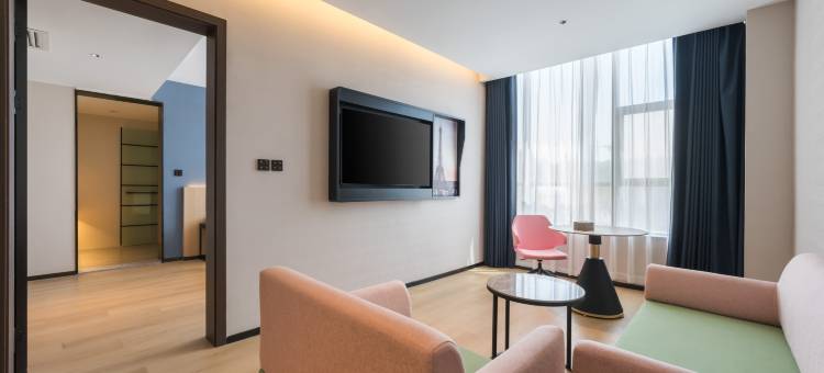 柏纳S酒店(喀什行政审批局小亚郎湿地公园店)图片