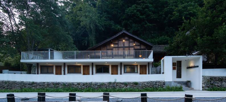 曾家山・晓山青民宿图片