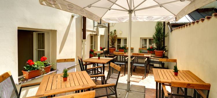 红狮酒店(Red Lion Hotel)图片