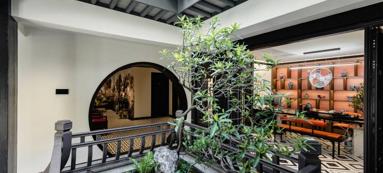 潮州·南洋楹月民宿(潮州古城牌坊街店)图片