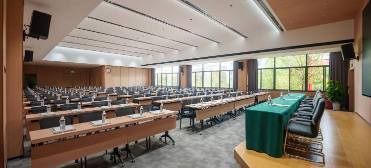 昆明悦朗花园酒店(南亚风情第壹城爱琴海购物公园店)图片