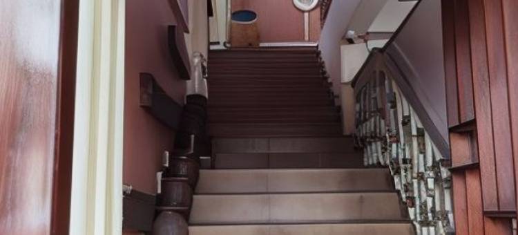 红多兹酒店-近那牙市科尔甘特桥(RedDoorz near Colgante Bridge Naga City)图片