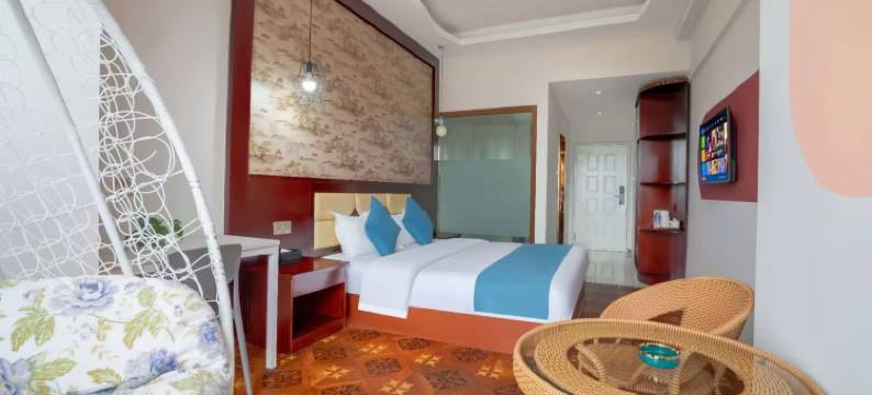 华梦酒店(昆明大学城高铁南站店)图片