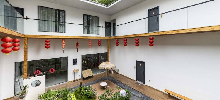 栖牛自助投影公寓(嘉州长卷店)图片