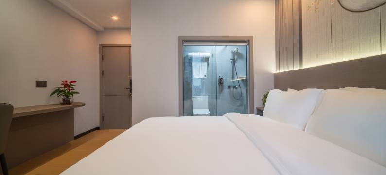 辉煌酒店(贵阳火车站万象城店)图片