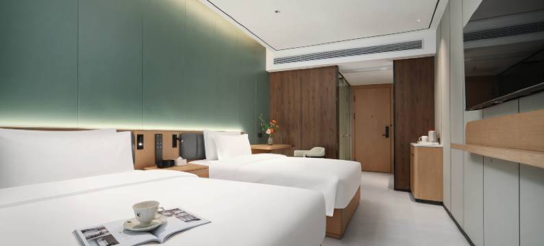 一百米酒店(长沙高铁南站东广场国际会展中心店)图片