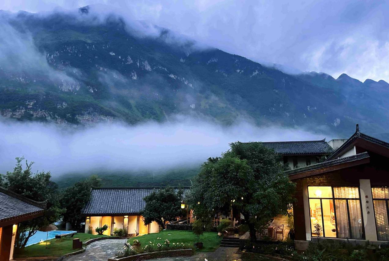 枕宿·枕山河峡谷野奢度假民宿图片