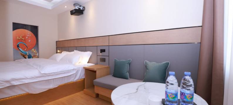 美漫·丽致酒店(珠江医院江泰路地铁站店)图片