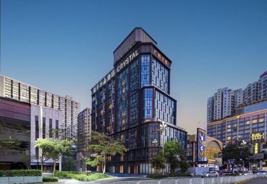 深圳罗湖口岸国贸桔子水晶酒店外景图